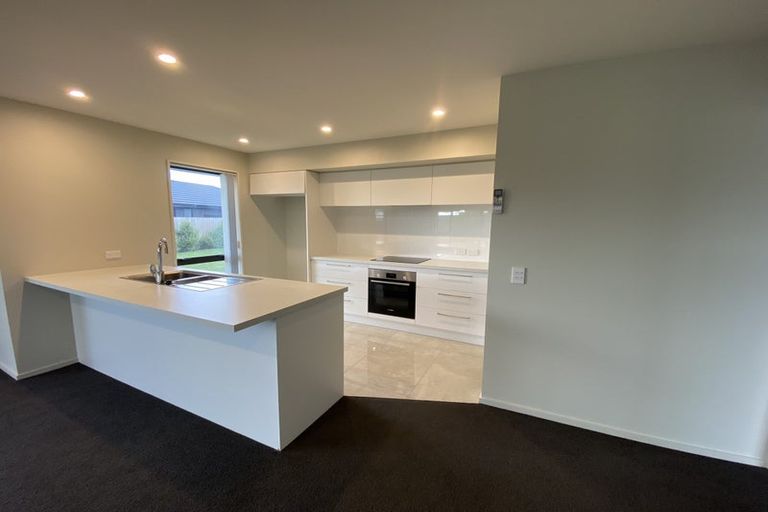 Photo of property in 33 Fearne Drive, Woodend, 7610