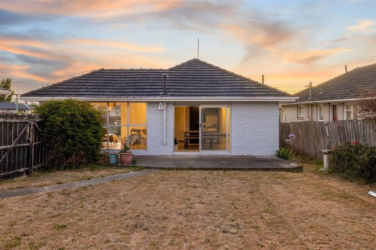 Photo of property in 62 Sandown Crescent, Aranui, Christchurch, 8061