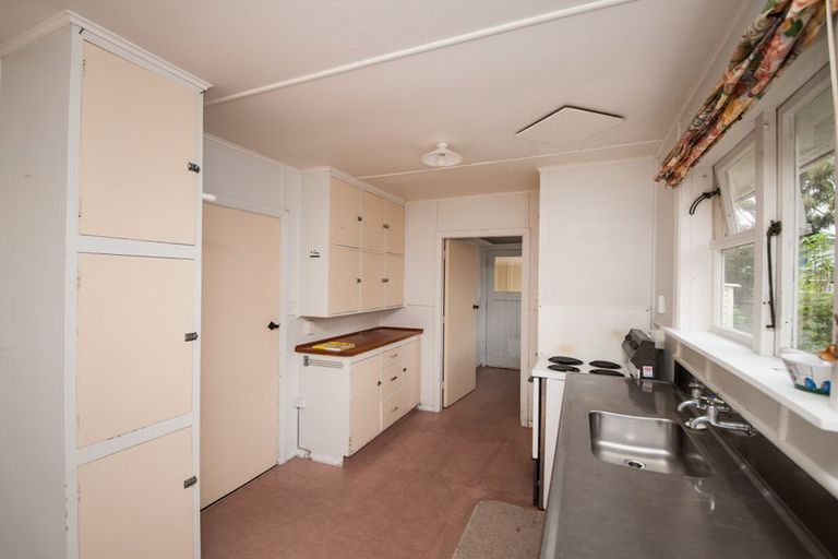 Photo of property in 2/364 Featherston Street, Palmerston North, 4414