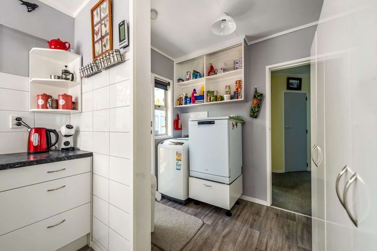 Photo of property in 10 Puriri Street, Gonville, Whanganui, 4501