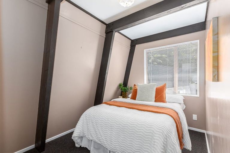 Photo of property in 37b London Road, Korokoro, Lower Hutt, 5012