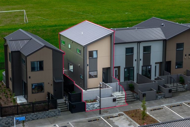 Photo of property in 3 Taiko Lane, Glenfield, 0629