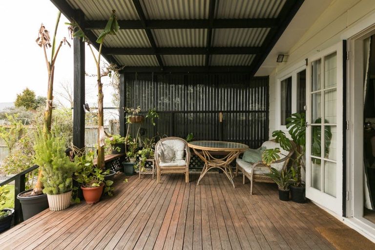 Photo of property in 11 Smith Street, Waipukurau, 4200