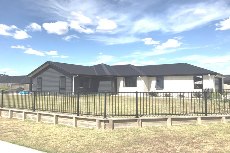 Photo of property in 1 Windermere Drive, Te Awamutu, 3800