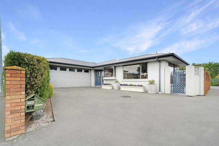 Photo of property in 1/61 Colombo Street, Cashmere, Christchurch, 8022