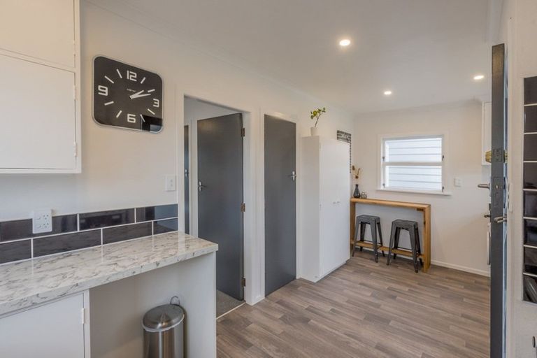 Photo of property in 33 Rugby Street, Levin, 5510