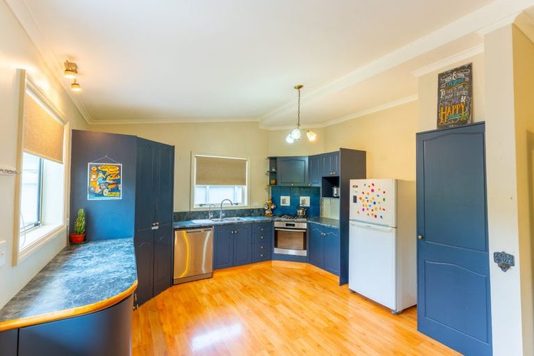 Photo of property in 15 Neal Street, Temuka, 7920