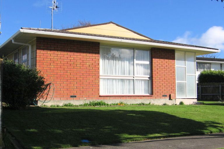 Photo of property in 10a Drury Street, Cloverlea, Palmerston North, 4412