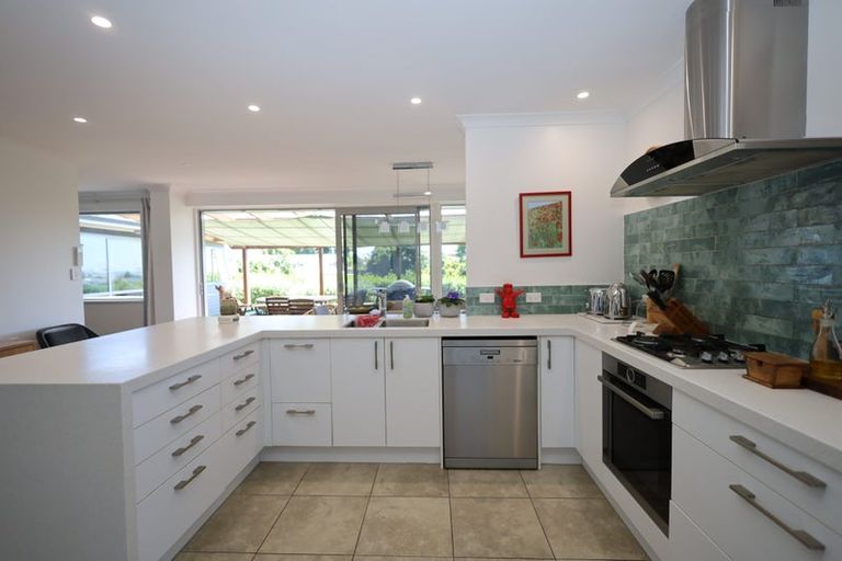 Photo of property in 24 Keilor Road, Otumoetai, Tauranga, 3110