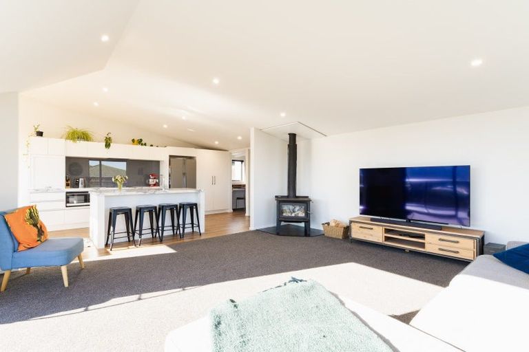 Photo of property in 10 Allen Road, Green Island, Dunedin, 9018