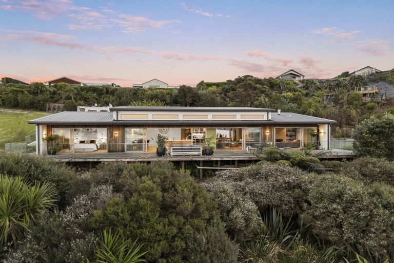 Photo of property in 83b Lynley Park Drive, Omokoroa, 3114