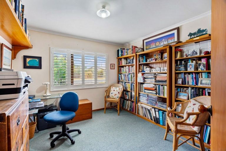 Photo of property in 77 Rogers Road, Bay View, Napier, 4104