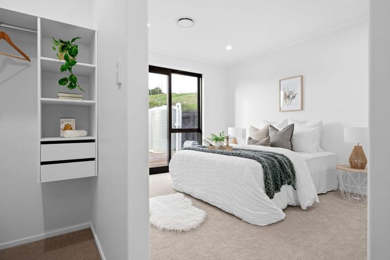 Photo of property in 39 Overton Street, Rototuna North, 3210