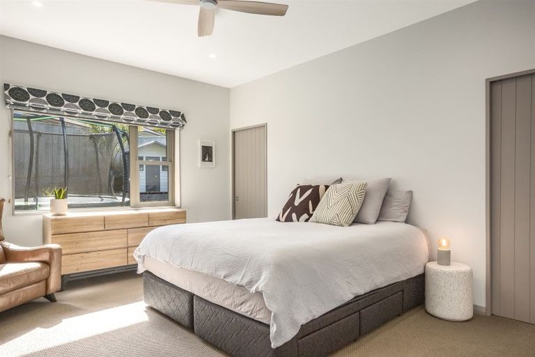 Photo of property in 18 Peel Lane, Aotea, Porirua, 5024