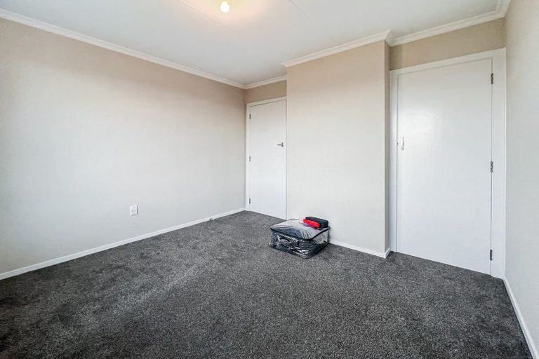 Photo of property in 19 Grange Street, Winton, 9720