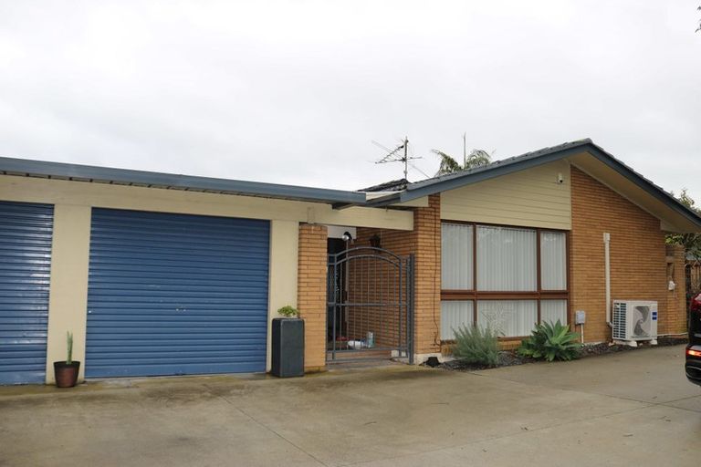 Photo of property in 303 Bucklands Beach Road, Bucklands Beach, Auckland, 2012