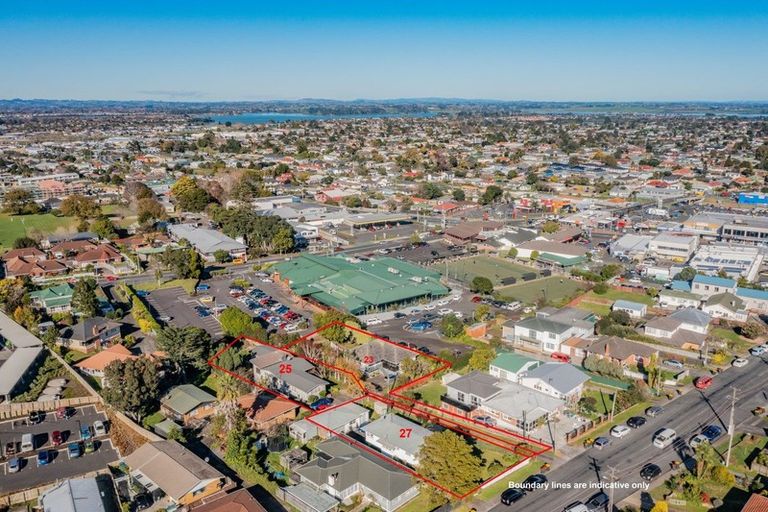 Photo of property in 23 Halver Road, Hillpark, Auckland, 2102