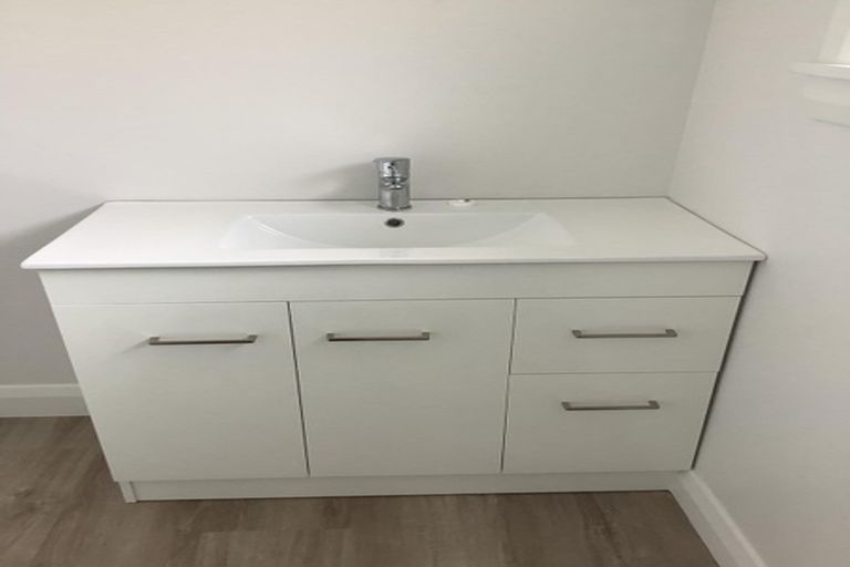 Photo of property in 8 Dunarnan Street, Avonside, Christchurch, 8061