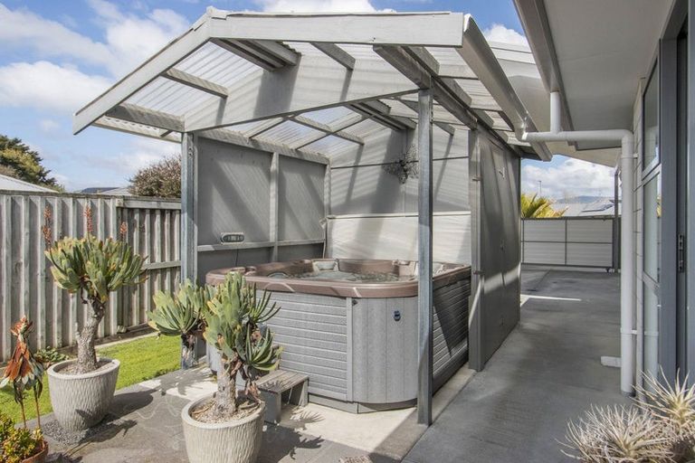 Photo of property in 18 Nolan Place, Katikati, 3129