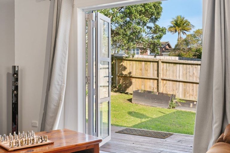 Photo of property in 1/31 Lavelle Road, Henderson, Auckland, 0612