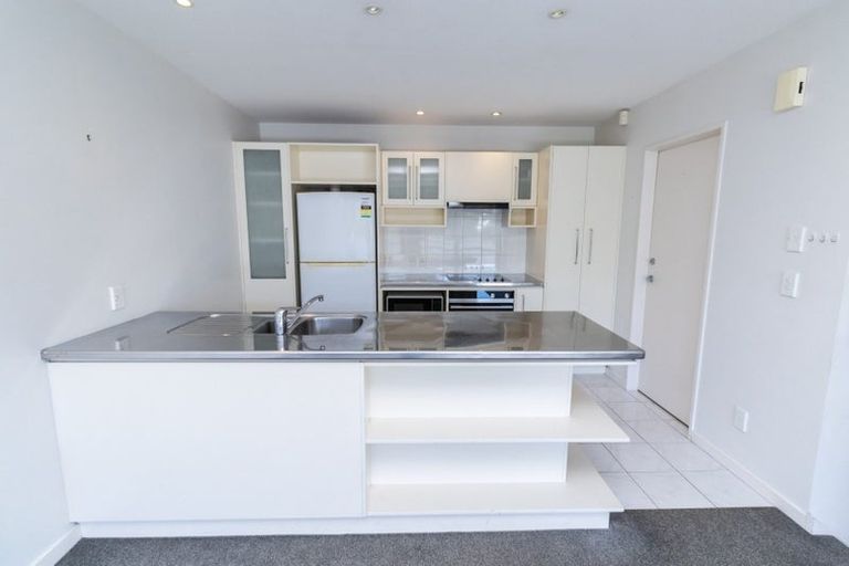 Photo of property in 44a Fairview Crescent, Kelburn, Wellington, 6012