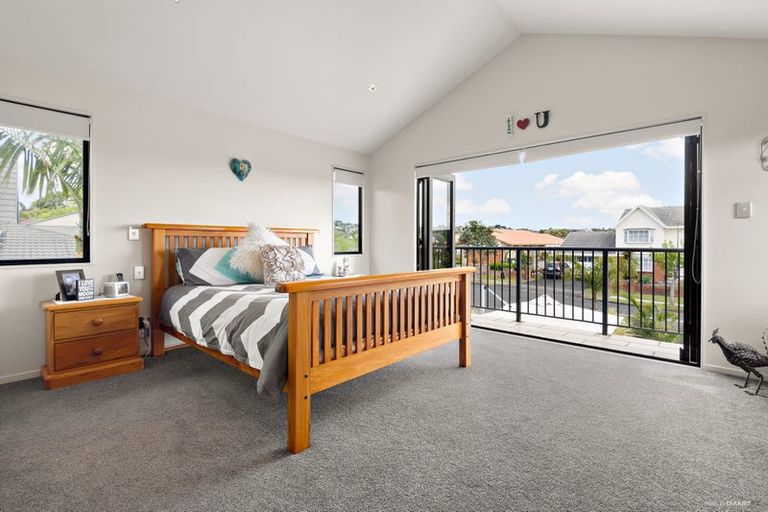 Photo of property in 48a Picasso Drive, West Harbour, Auckland, 0618