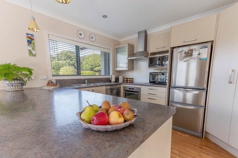 Photo of property in 36 Purnell Street, College Estate, Whanganui, 4500