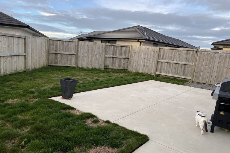 Photo of property in 23 Taioma Close, Papamoa, 3118