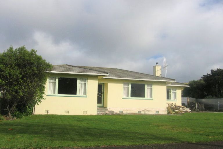 Photo of property in 4 Gloucester Street, Takaro, Palmerston North, 4412