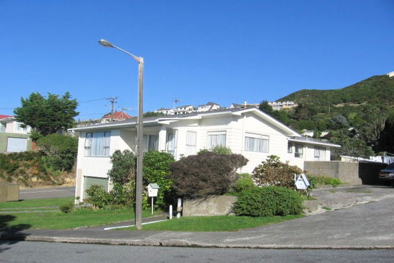 Photo of property in 1 Old Coach Road, Johnsonville, Wellington, 6037