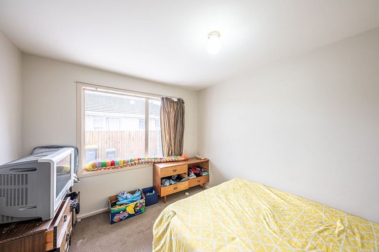 Photo of property in 3 Glenora Place, Hornby, Christchurch, 8042