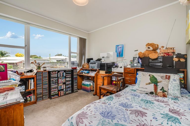 Photo of property in 4 Capella Place, Manurewa, Auckland, 2102