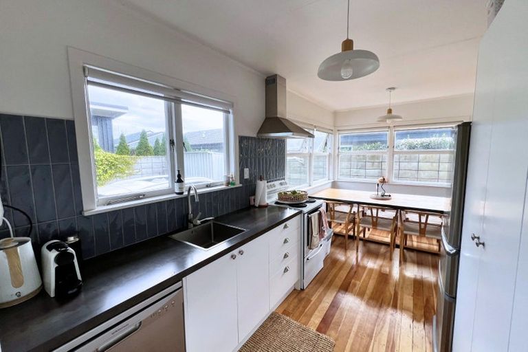 Photo of property in 4 Farm Street, Mount Maunganui, 3116