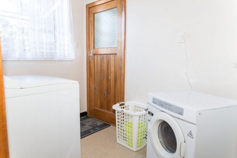 Photo of property in 61 Guy Street, Dannevirke, 4930