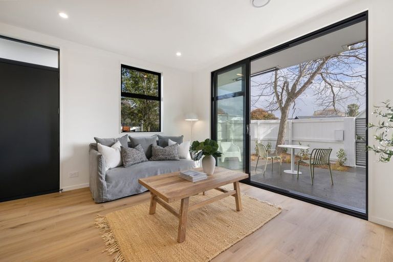 Photo of property in 2/2 Courtenay Street, St Albans, Christchurch, 8014