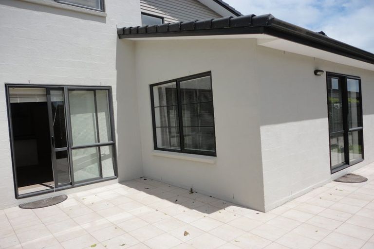 Photo of property in 4 Reefton Place, Flat Bush, Auckland, 2019