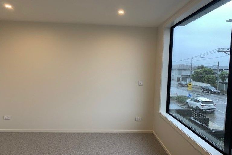 Photo of property in 14c Tory Street, Petone, Lower Hutt, 5012