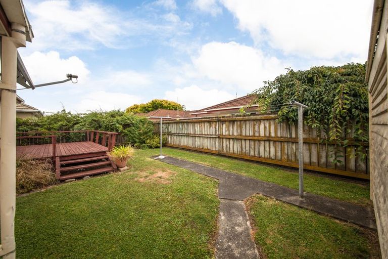 Photo of property in 2/364 Featherston Street, Palmerston North, 4414