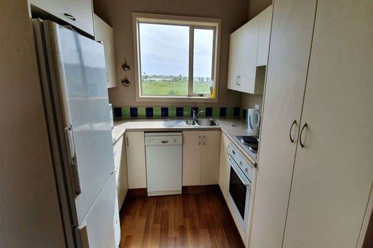 Photo of property in 36 Neva Street, Fortrose, Invercargill, 9875