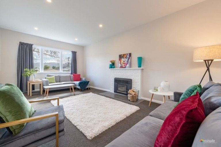 Photo of property in 43 Seddon Street, Wallaceville, Upper Hutt, 5018