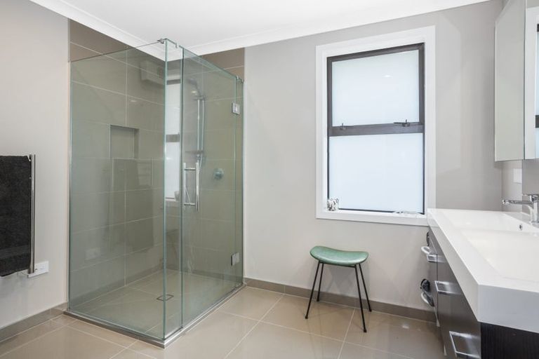 Photo of property in 34 Waitaria Terrace, Aotea, Porirua, 5024