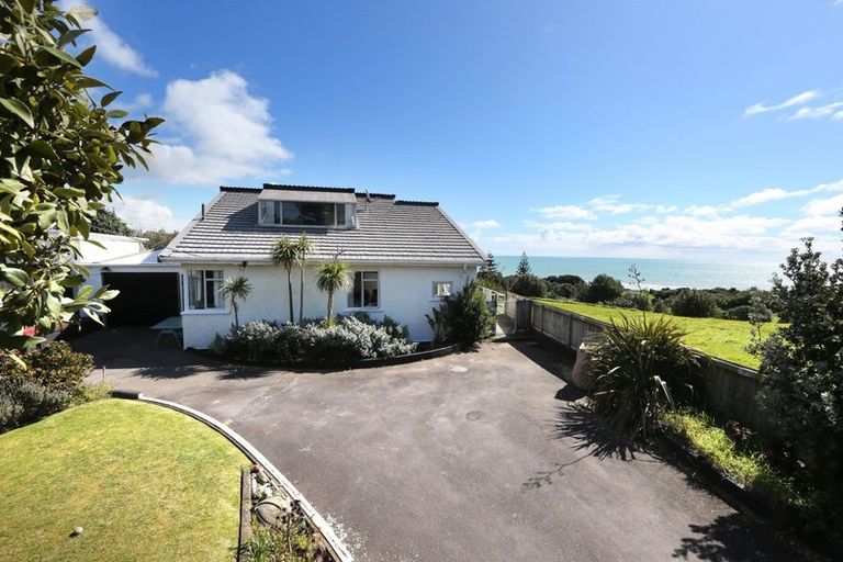 Photo of property in 2 Record Street, Fitzroy, New Plymouth, 4312