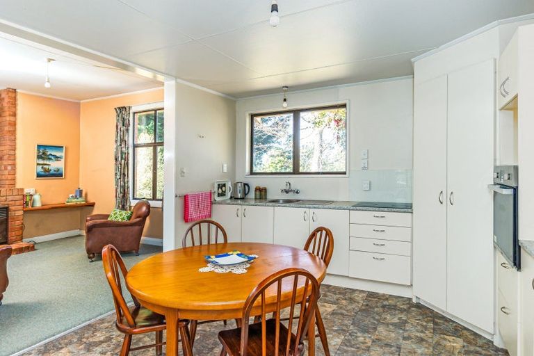 Photo of property in 99 Templer Street, Geraldine, 7992