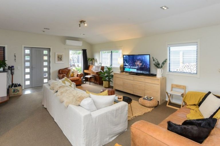 Photo of property in 8 Scarrott Road, Bay View, Napier, 4104