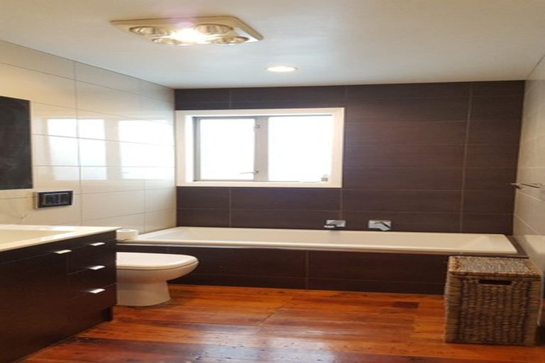 Photo of property in 33 Buick Street, Petone, Lower Hutt, 5012