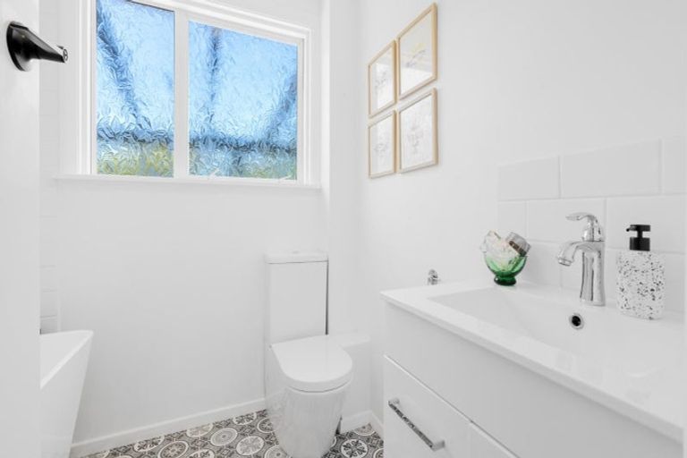 Photo of property in 19 Belfield Street, Dallington, Christchurch, 8061