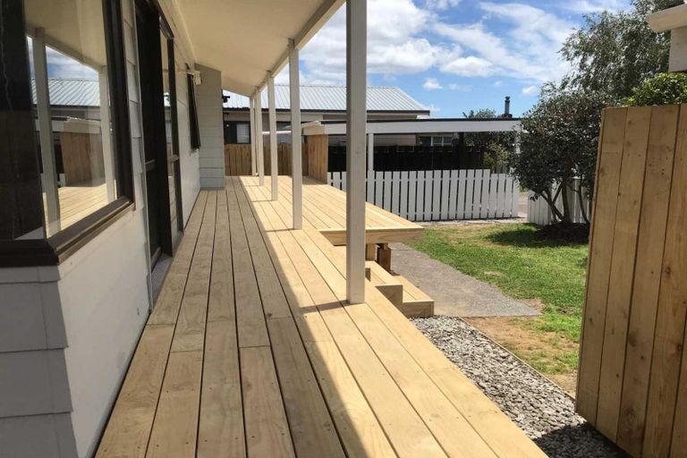 Photo of property in 6/1551 Great North Road, Waterview, Auckland, 1026