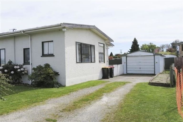 Photo of property in 19 Wentworth Street, East Gore, Gore, 9710