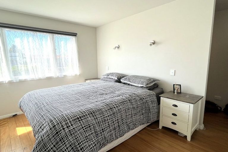 Photo of property in 8 Mckenzie Terrace, Carterton, 5713