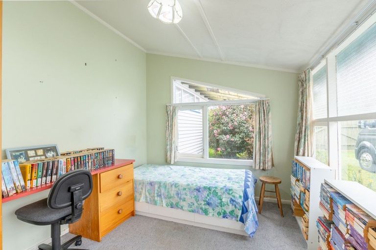 Photo of property in 44 Francis Road, Paraparaumu Beach, Paraparaumu, 5032